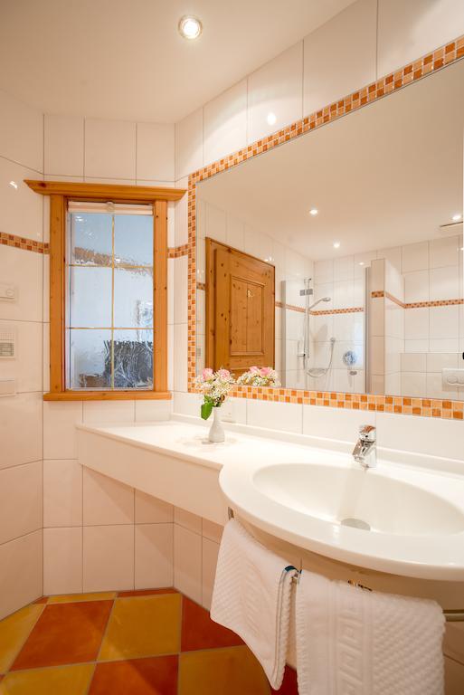Landhaus Gruenau Wals-Siezenheim Phòng bức ảnh